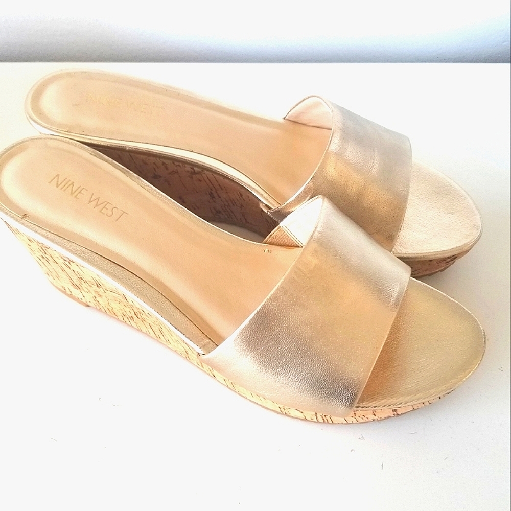 New Nine West Gold Wedge Sandals